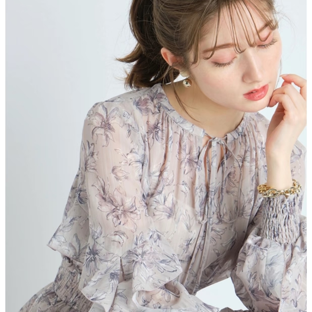 Apuweiser-riche Long Sleeve Floral Dress in Cream